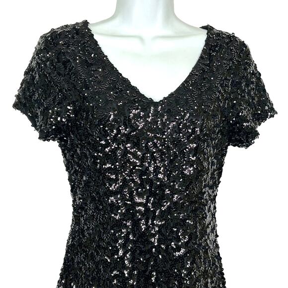 Pretty Guide Black V-Neck Sequin Knee Length Short Sleeve Glam Vixen Dress - Picture 2 of 7